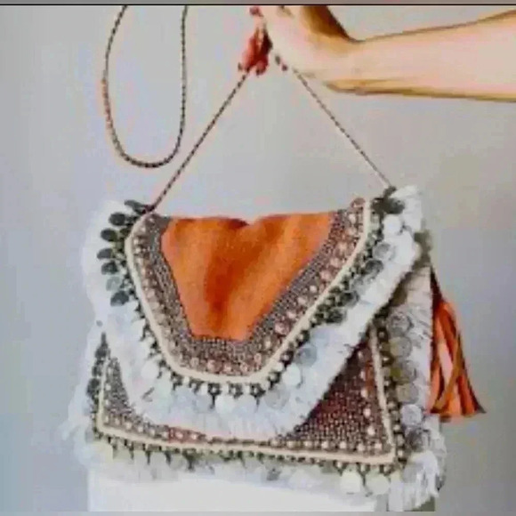 SHASHI Leela Clutch In
Monochrome REVOLVE - Picture 2 of 12